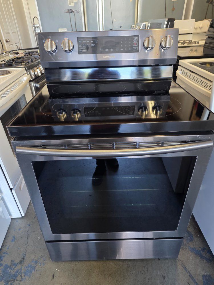 Samsung Black stainless electric stove