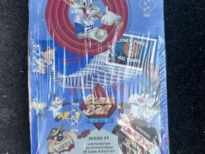 Sealed Upper Deck Looney Tunes Comic Ball Cards Series #1 Box - Vintage, Limited Edition