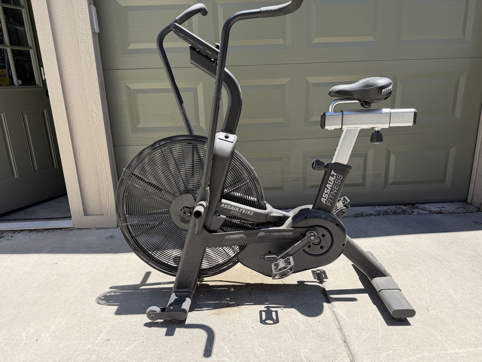 Assault Bike Pro