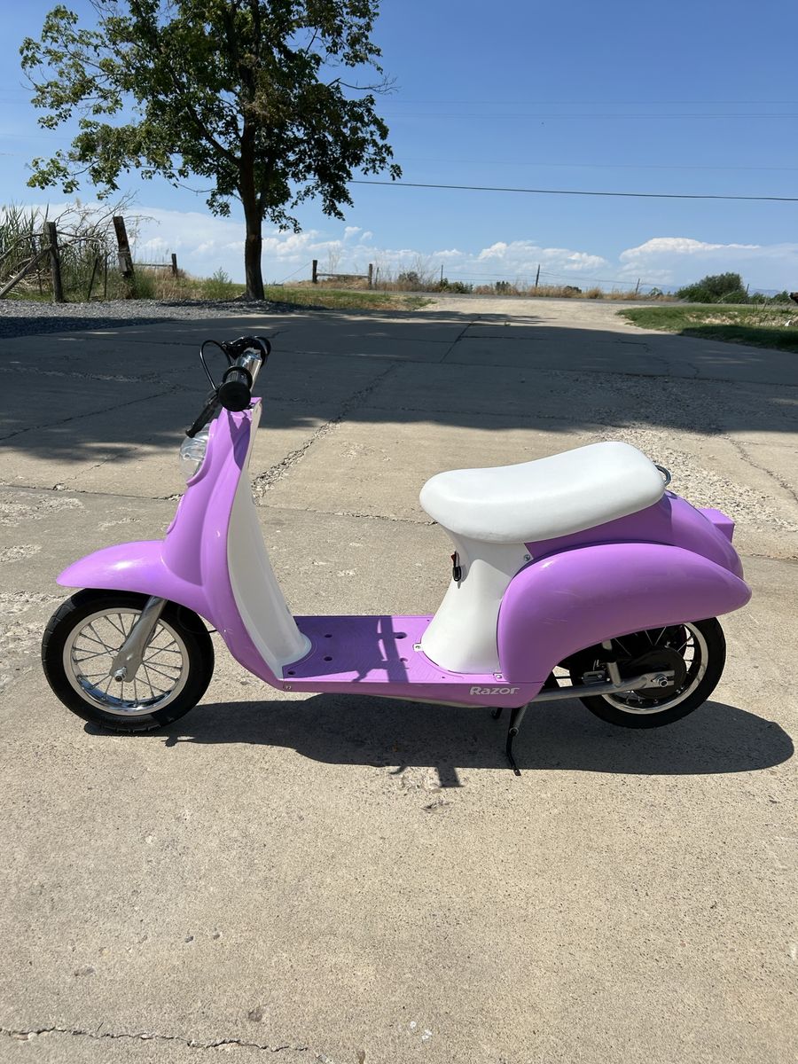 Razor Pocket Mod Electric Scooter - Purple/White - Retro Moped Style