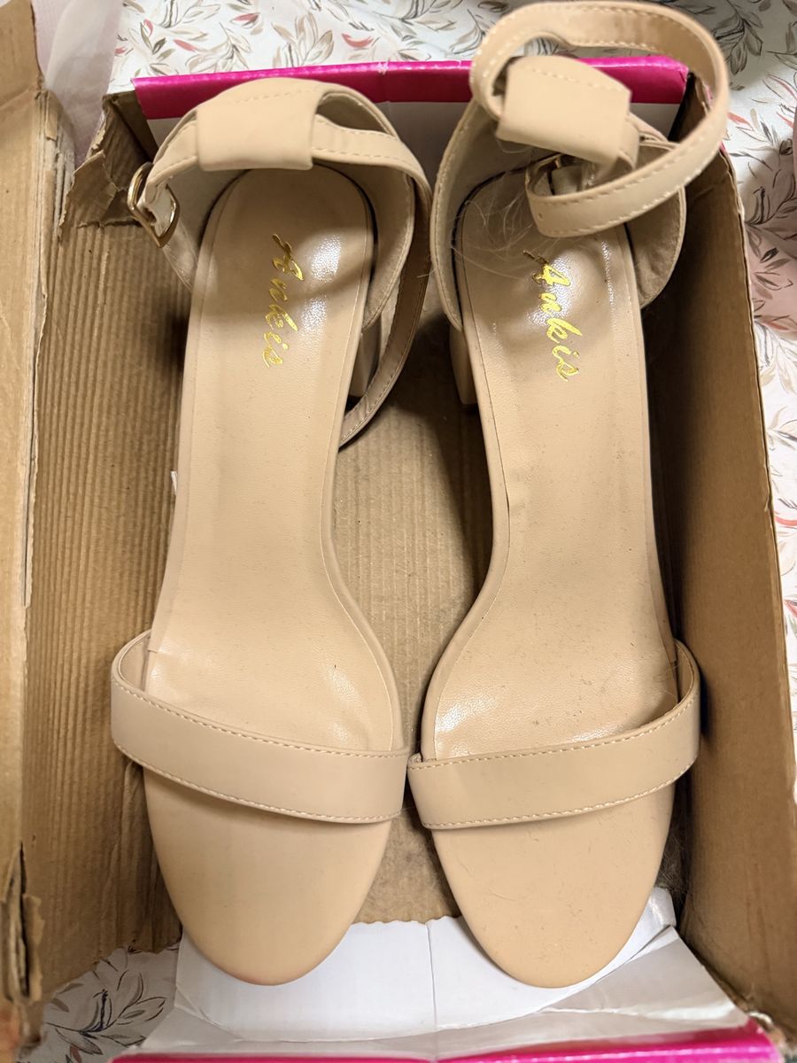 Ankleia Nude Ankle Strap Block Heel Sandals - Women's Size 8.5, 2.5" Heel