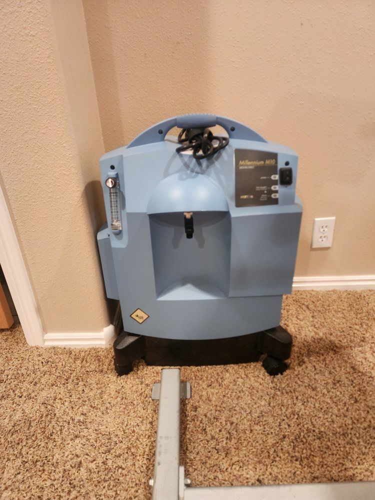 Respironics Millennium M10 Oxygen Concentrator - Medical Equipment
