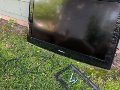 Samsung 32-inch 720p LCD TV