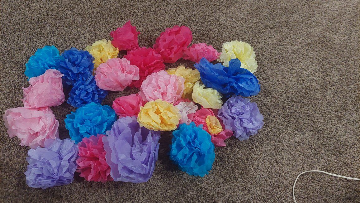 Tissue paper flowers