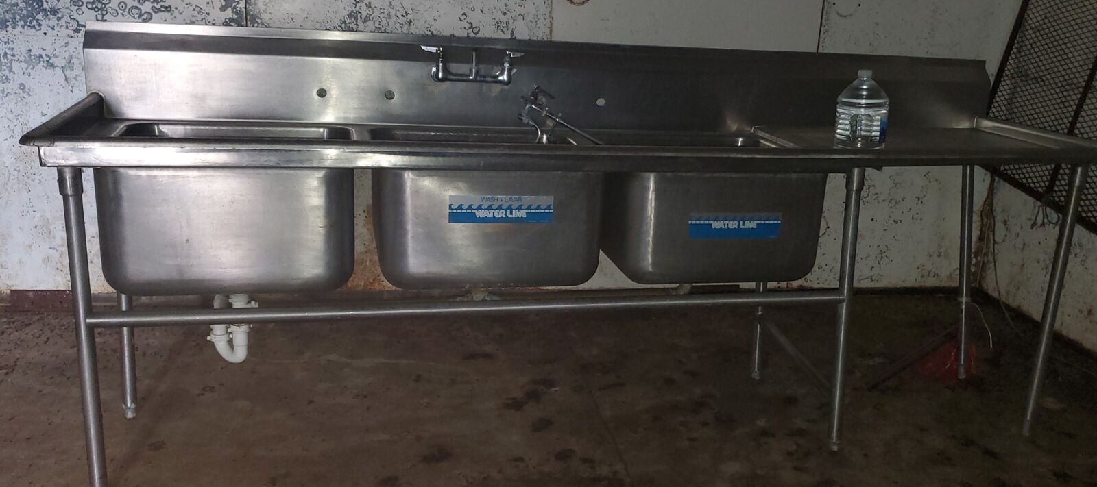 3-Compartment Sink for Industrial Kitchen