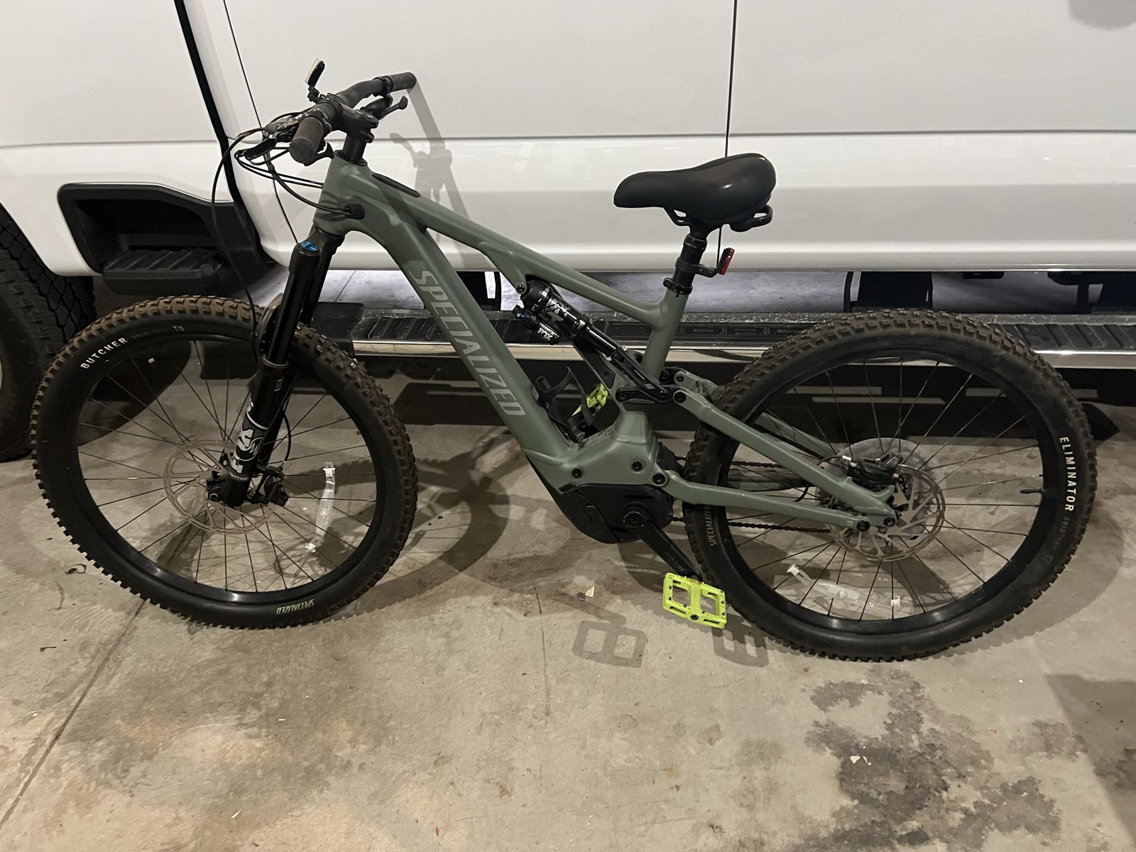 Specialized S4 Mountain Bikes Electric Pedal Asst
