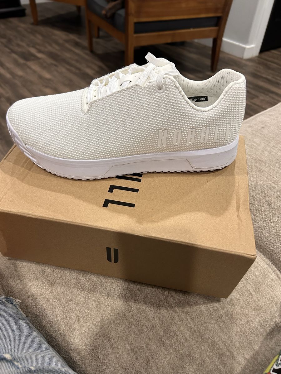 NO BULL MENS SIZE 11