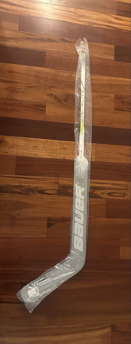 Bauer HYP2RLITE HYPERLITE Hockey Stick - Senior, Right Hand, P31 round toe , 87 Flex, New