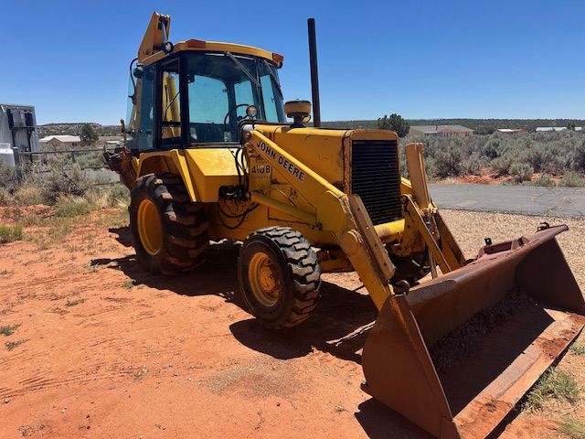 John Deere 410B Backhoe Loader 4x4
