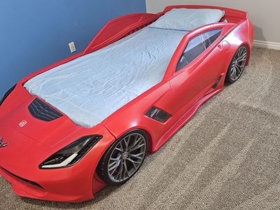 Child's car bed