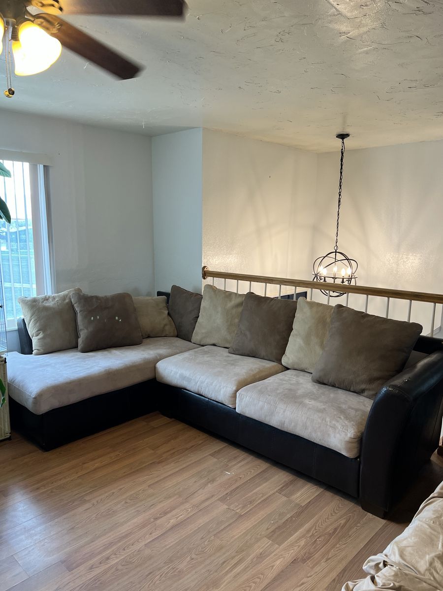 Large Sectional Couch with Soft Pillows and Faux Leather Base