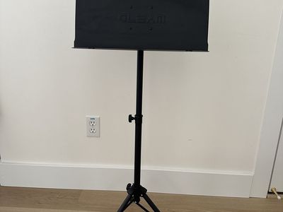 Nice Sturdy Portable / Foldable Music Stand