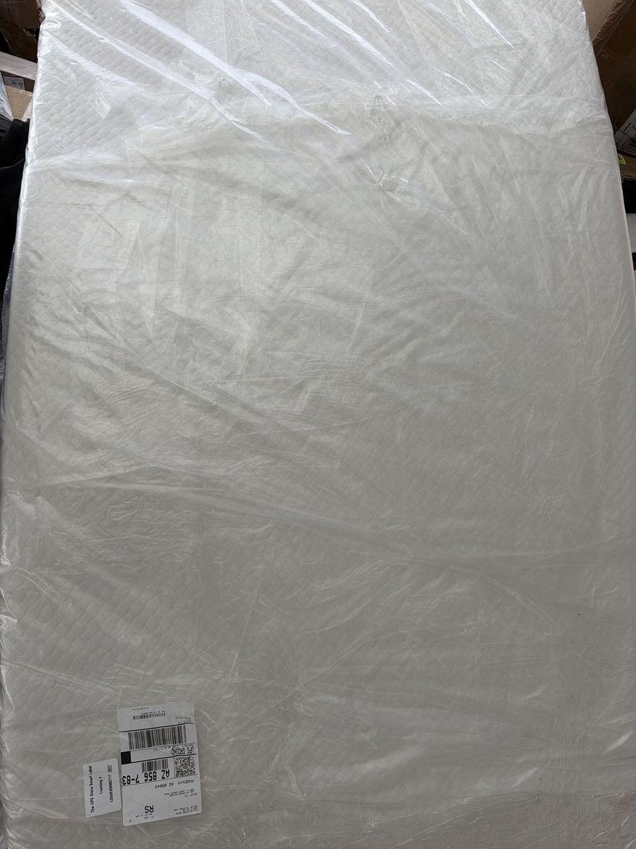 2 Twin Mattress in Plastic Wrap