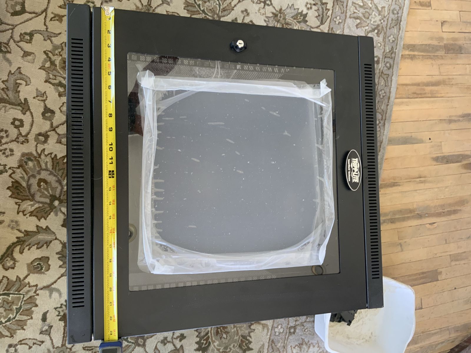 Main image 3