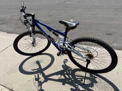 29” Genesis mountain bike with Shimano equipment
