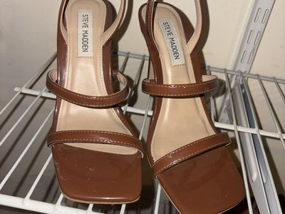 Steve Madden Brown Heels
