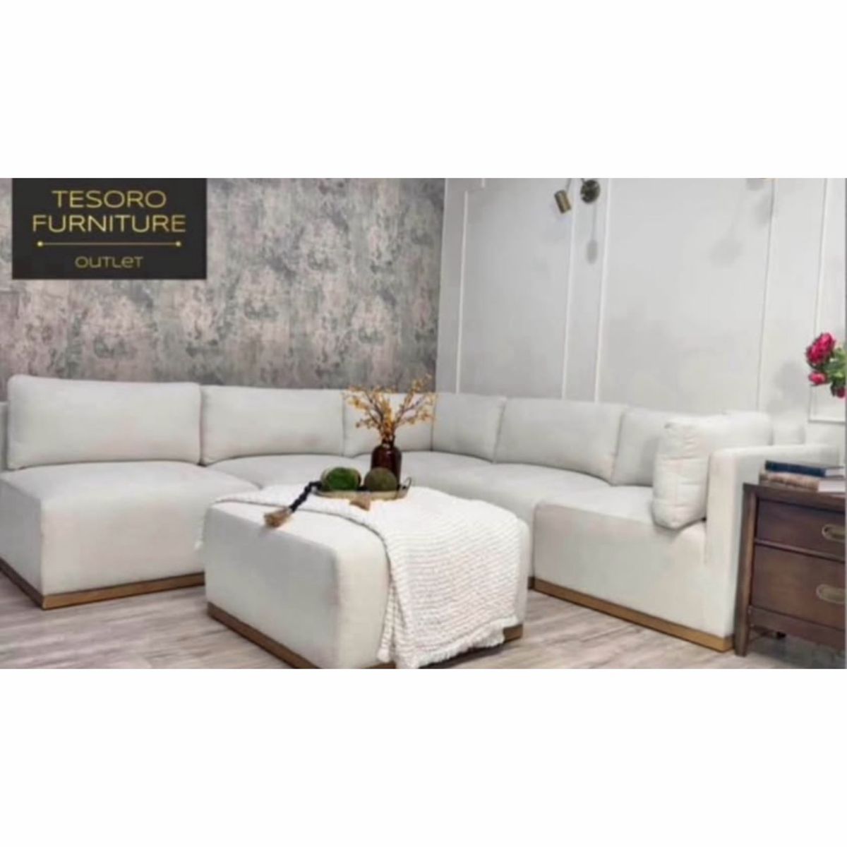 HENREDON MURPHY CREAM BUCCLE MODULAR SECTIONAL WE OFFER DELIVERY