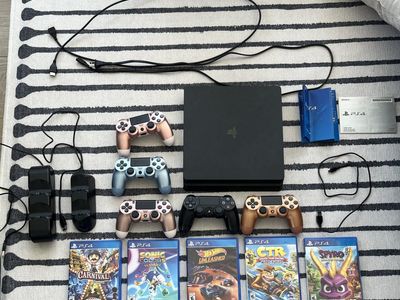 PS4 Slim console pkg (works great)