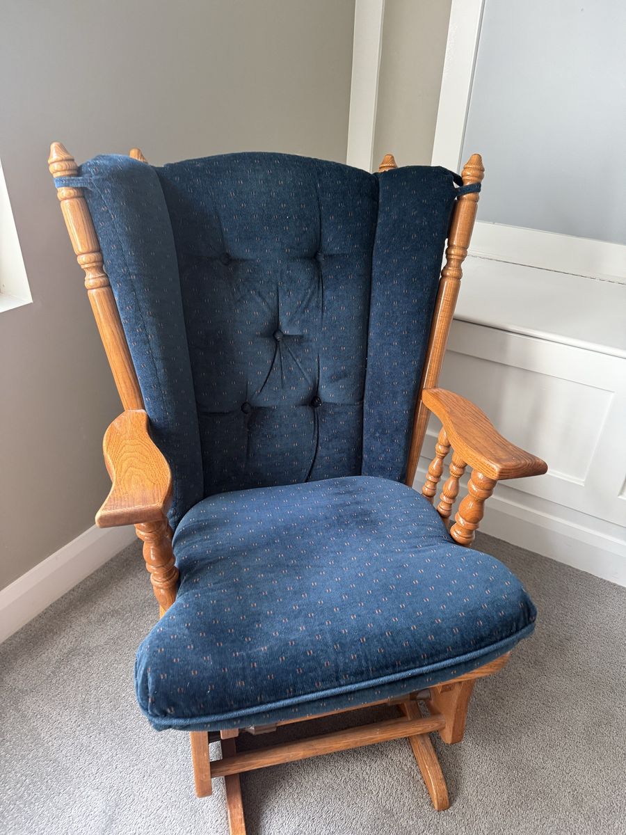 Blue Oak Glider Rocking Chair With Footstool