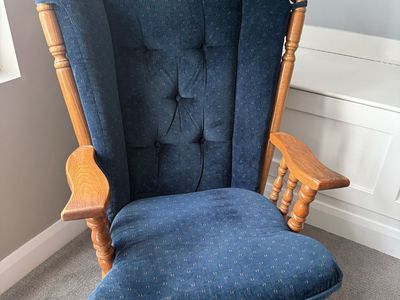Blue Oak Glider Rocking Chair With Footstool