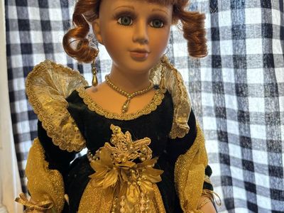 Porcelain dolls with stands