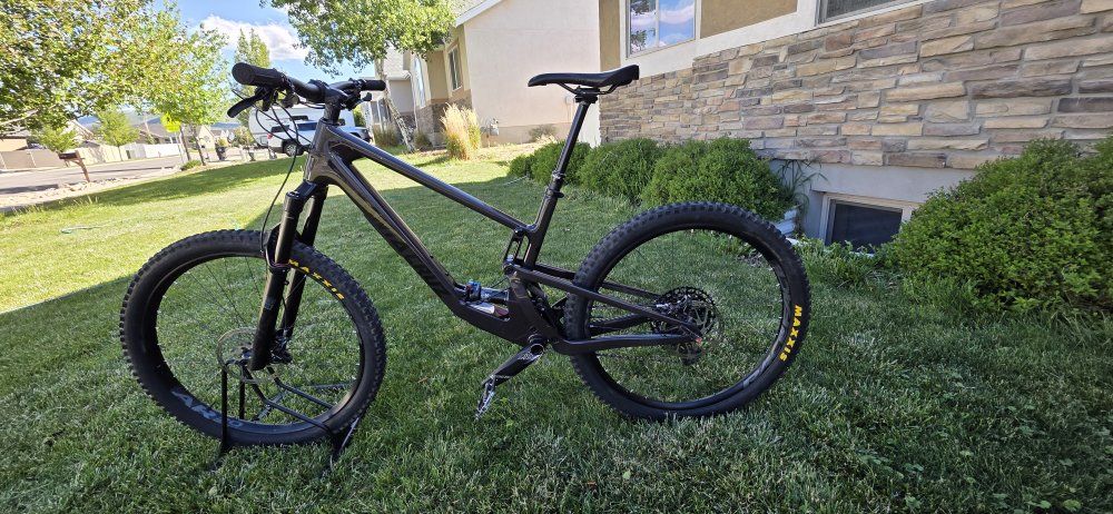 2021 Santa Cruz 5010c