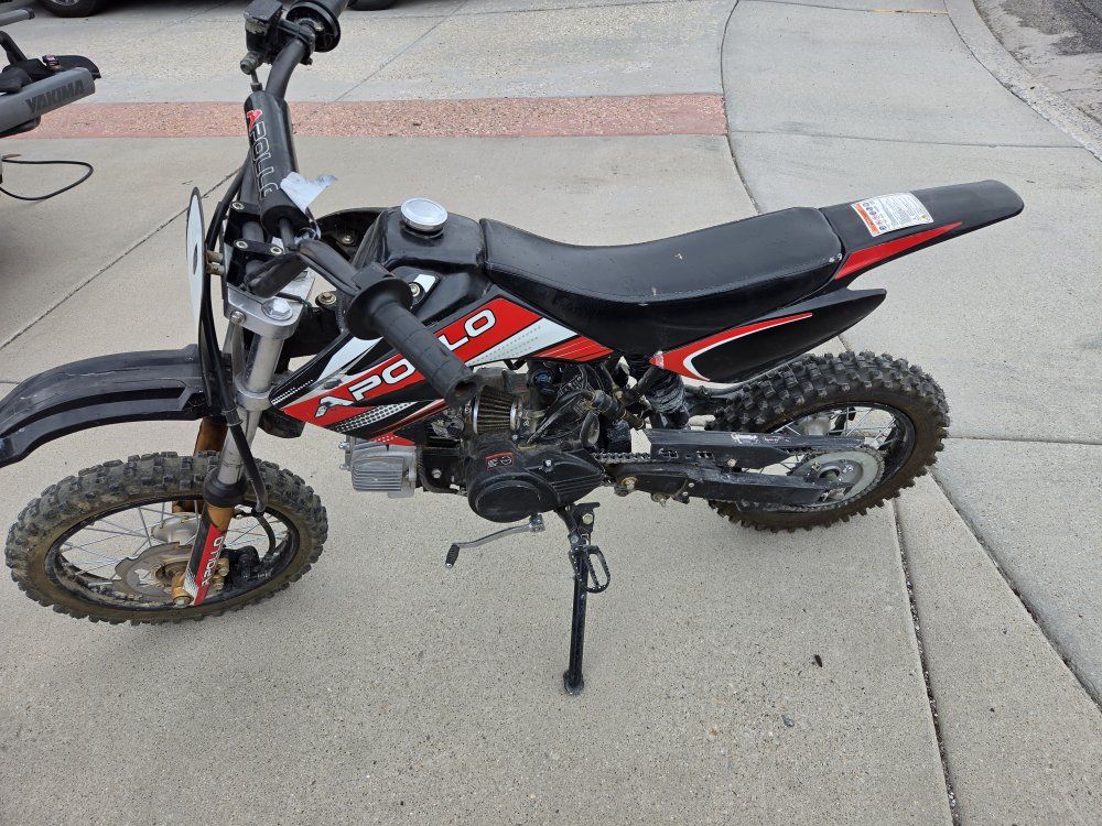 Apollo DB-X18 125cc Dirt Bike - Used, Ready to Ride Pit Bike