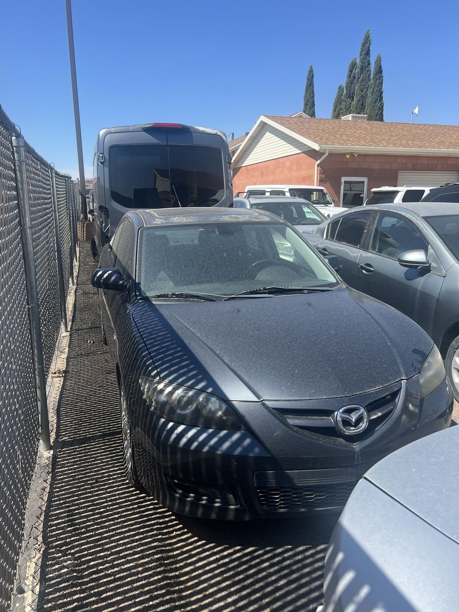 Mazda 3 Sedans