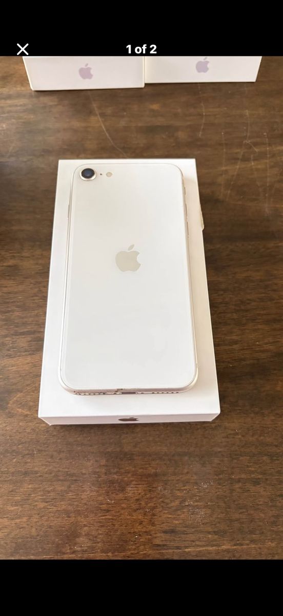 iPhone SE (3rd Gen) 64GB – Starlight AT&T