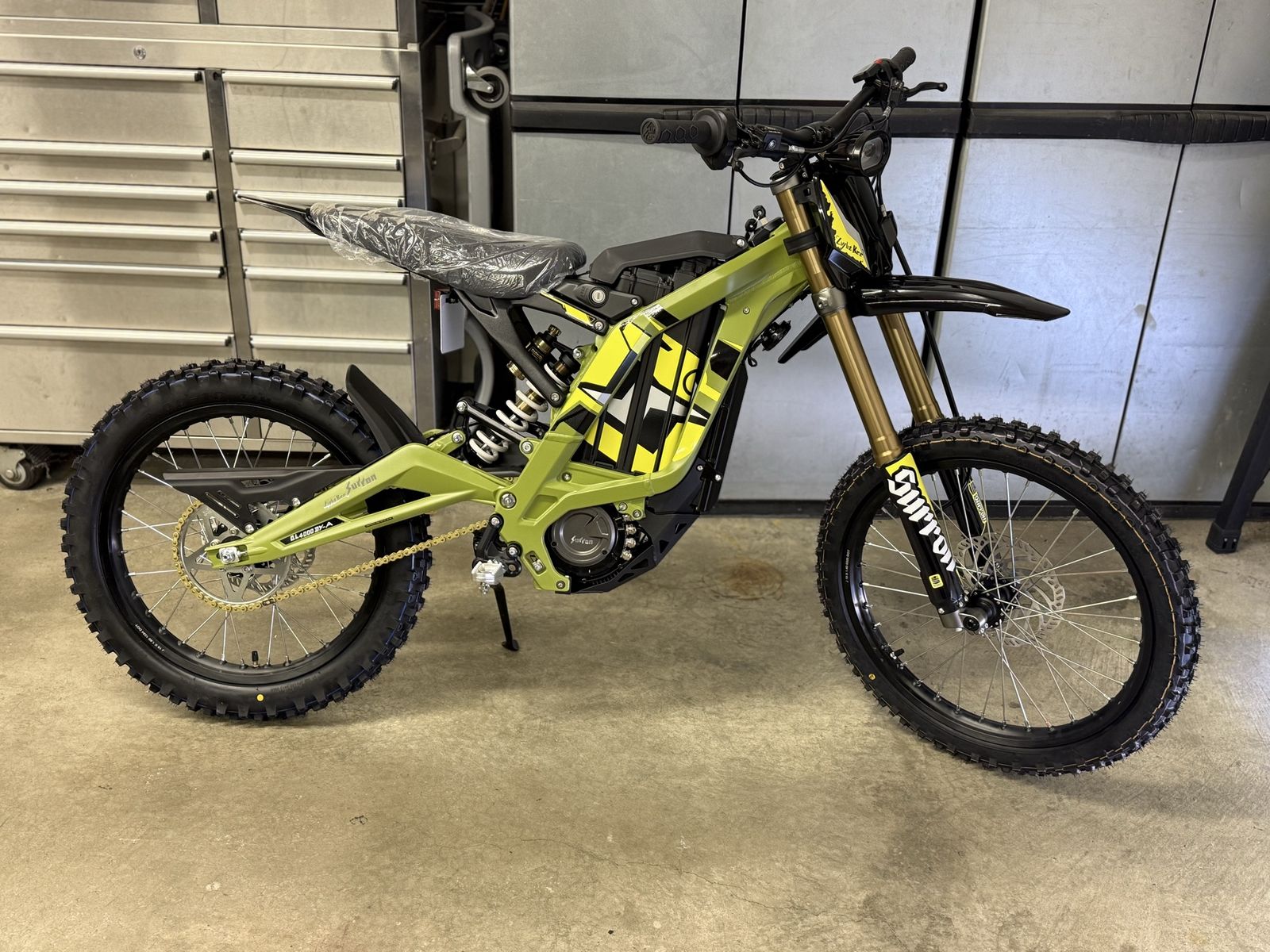 2025 Surron Sur-Ron Light Bee X
