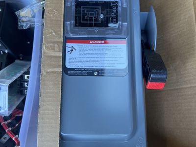 Squirting heavy duty safety switch