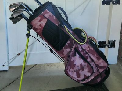 Wilson/Top-Flite full size and complete golf set