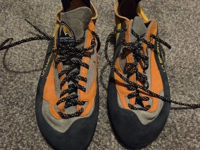 La Sportiva Mythos Climbing Shoes Size EU 41.5 US M 8.5 US W 9.5