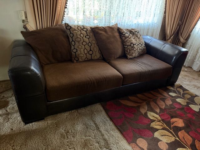Sofa in Fantastic Condition! Long enough to sleep on it!
