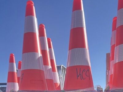 28 Inch High Visibility Traffic Cones