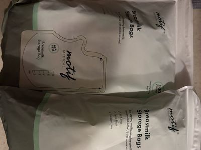 Motif breast milk storage bags