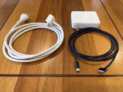 Apple laptop 140W USB-C power adapter, USB-C to MagSafe 3 cable and extension cable