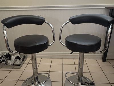 Bar Stools/Swivel & Height Adjustable Chairs (2)