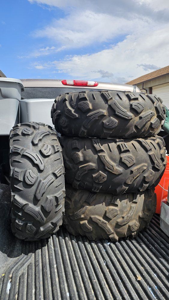ITP 900XCT ATV Tires & Polaris Wheels - 27x11.00R12 and 27x9.00r12 off of a rzr 900