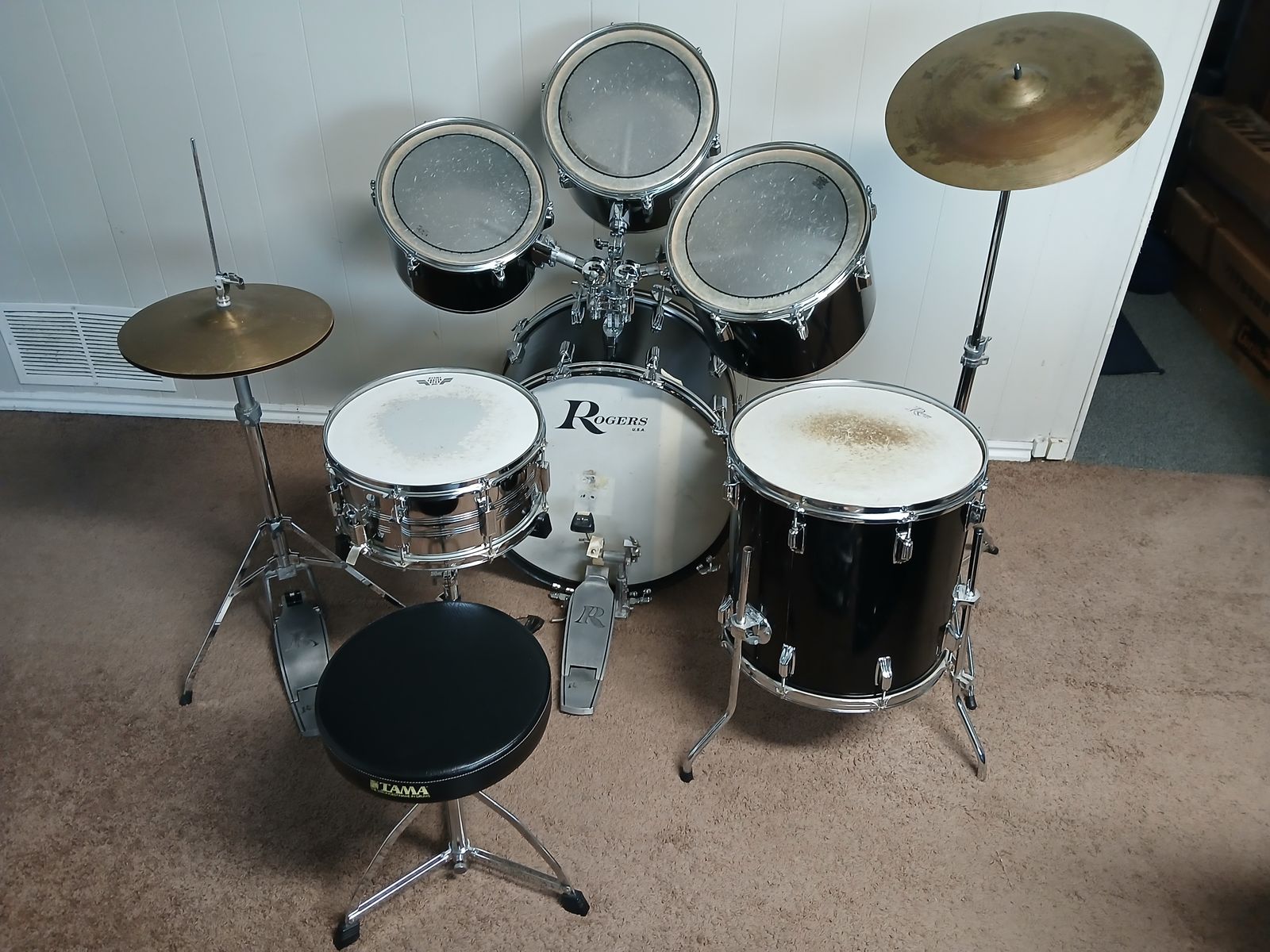 Wtt or sell vintage Rogers drum set with Tama snare and Zildjian, Paiste, and Sabian cymbals