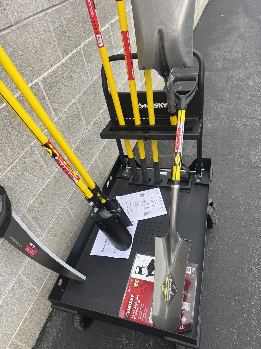 38in all-terrain folding cart / & garden tools