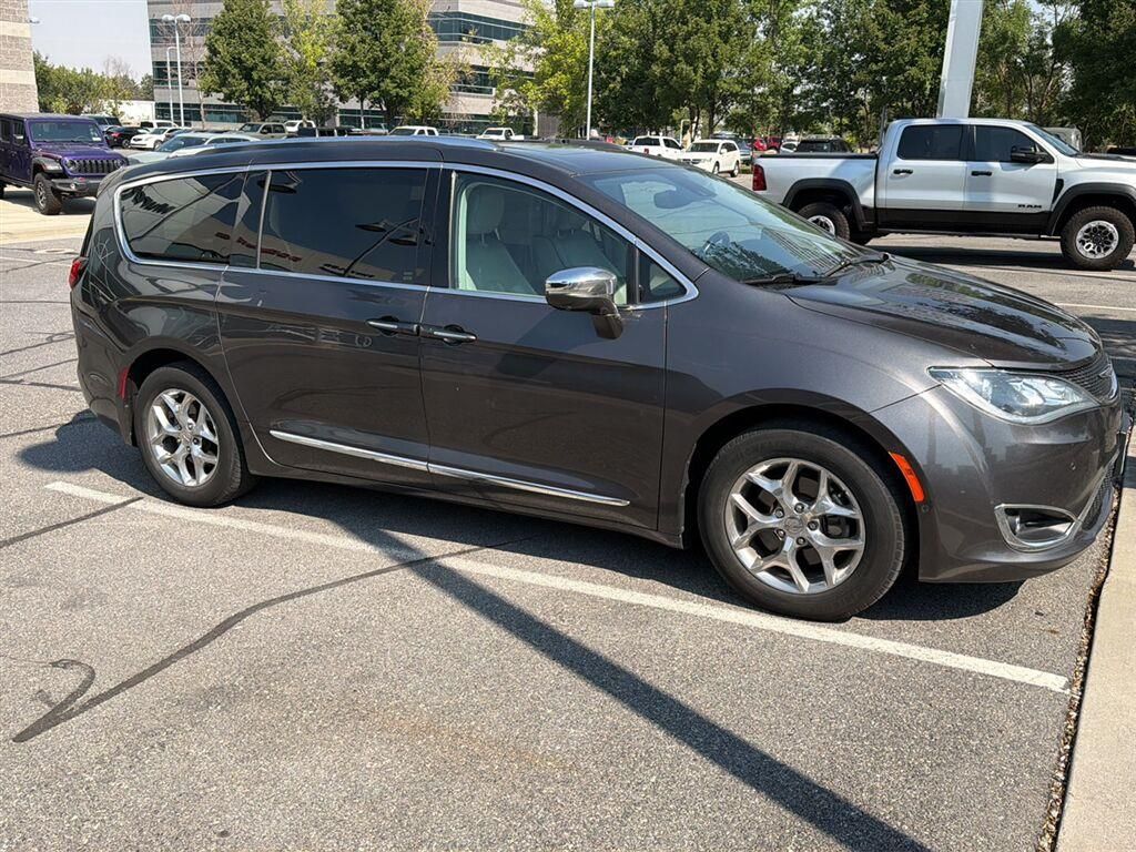 2017 Chrysler Pacifica Limited