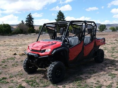 2025 Honda Pioneer 1000-6 Deluxe Crew