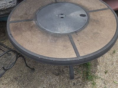 Outdoor Fire Pit / Conversation Table
