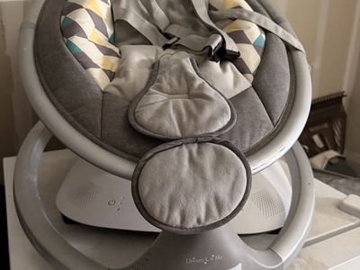 Baby swing