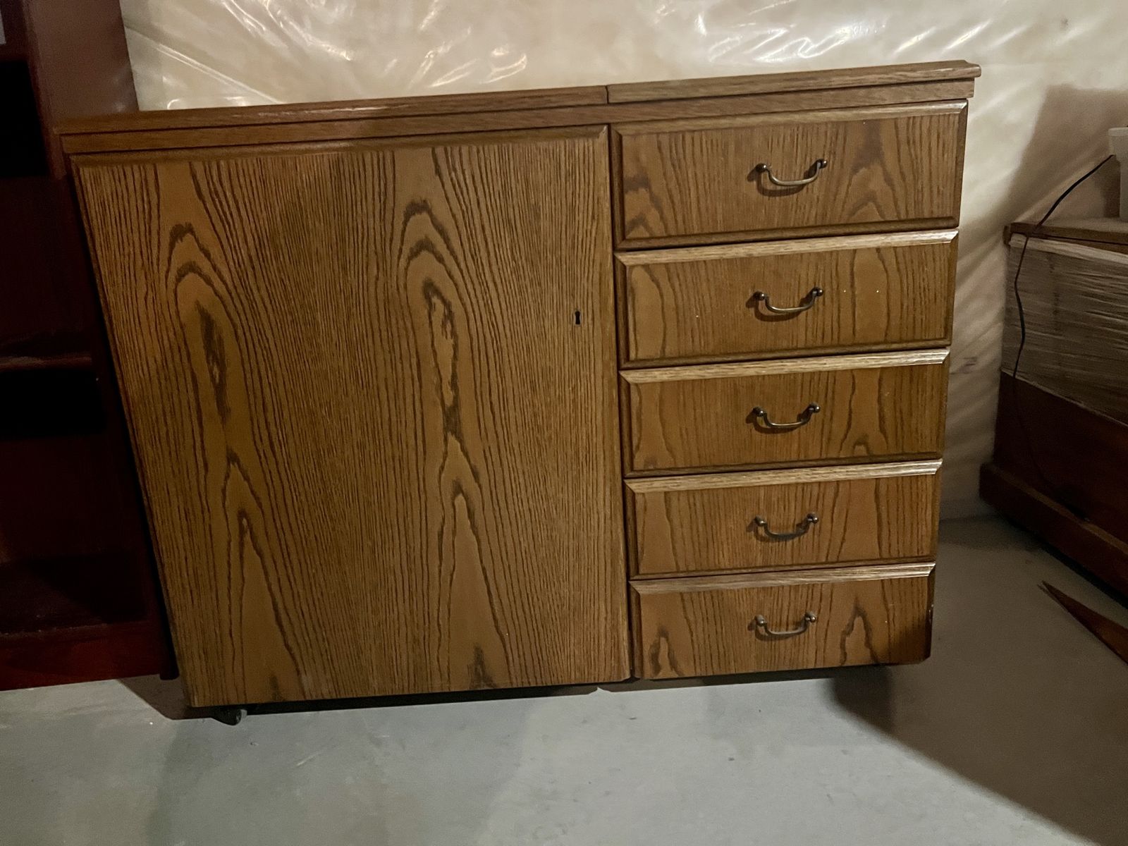 Sewing machine table