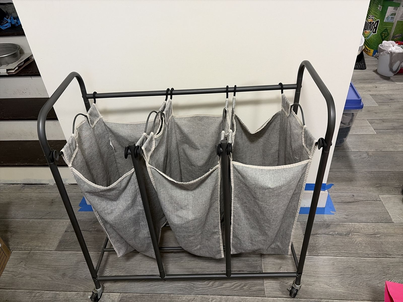 Rolling Laundry Sorter Cart with 3 Removable Fabric Bags