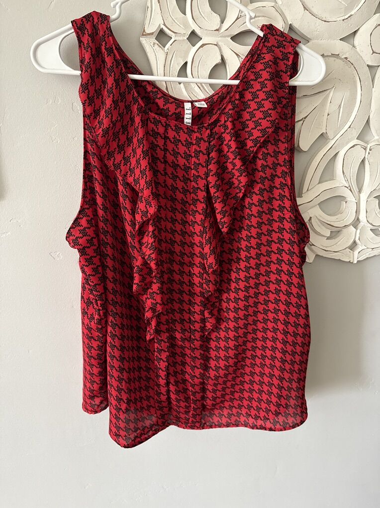 Size XXL Floay Nice Tank Top.