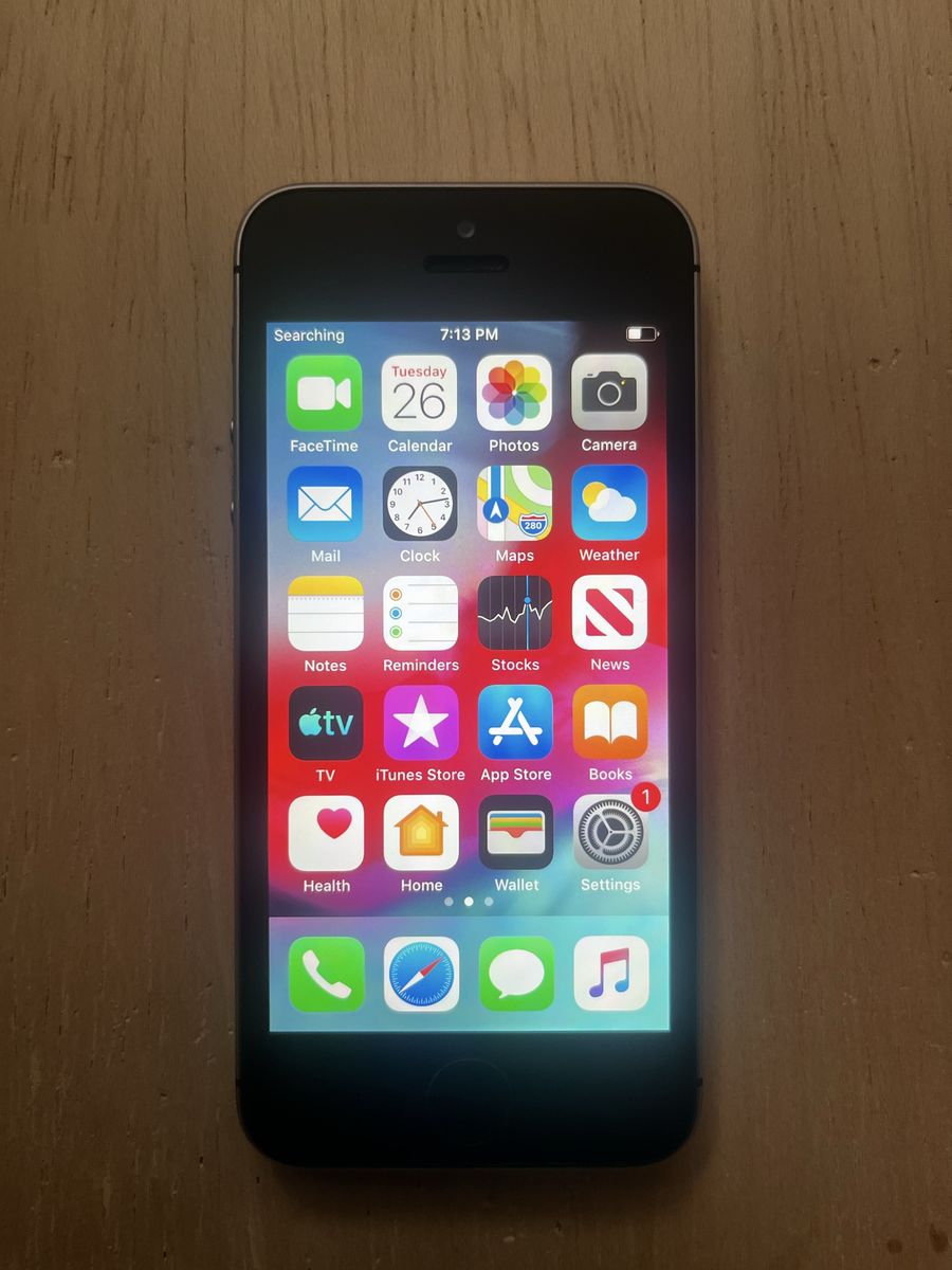 Apple iPhone 5s – Fully Working – Clean Condition two available