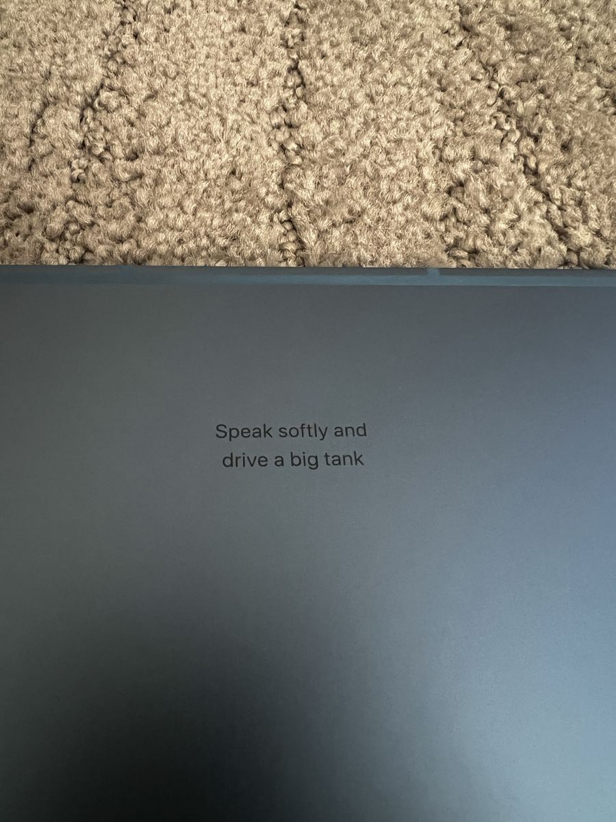 Main image 3